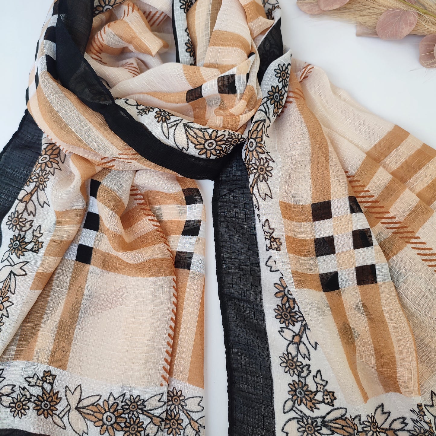 Check_ Grid Morrocon Hijab_ Black