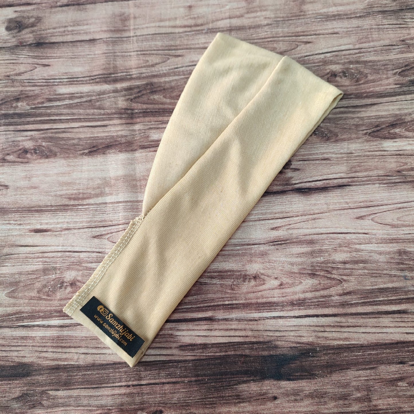 Half Tube Band Cap Design Skin