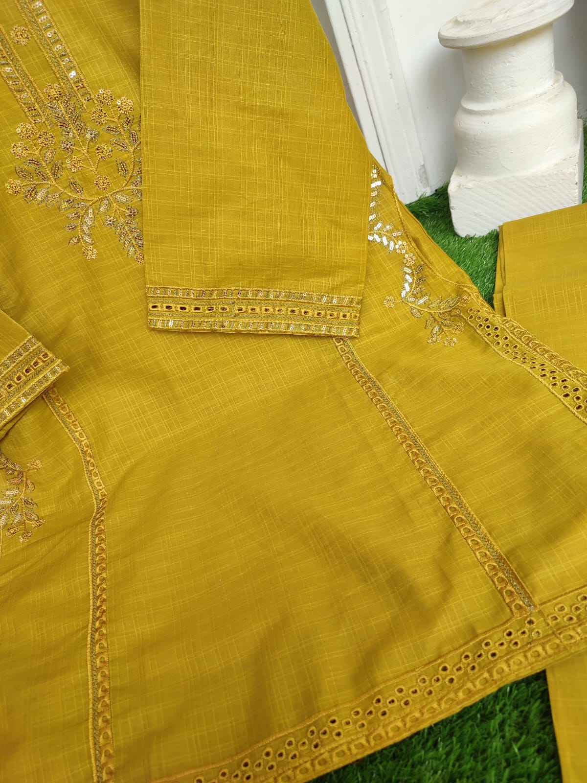Side Pocket Embroidery Dress Design _2