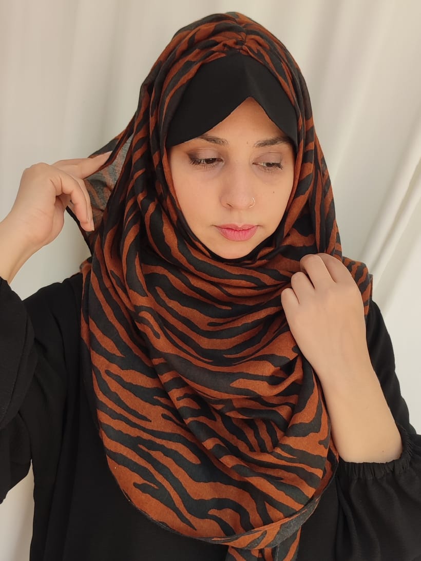 Instant Lawn Hijab _ Brown