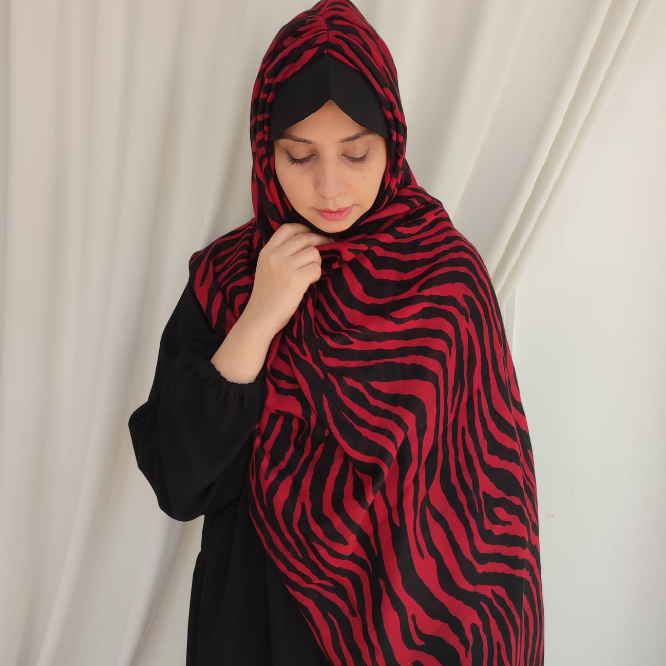 Instant Lawn Hijab _ Cherry Red
