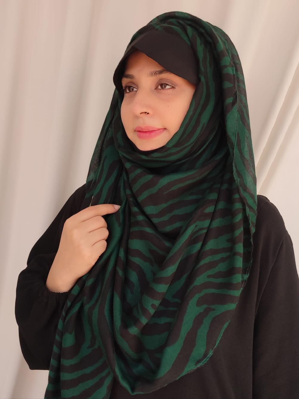 Instant Lawn Hijab_ Green