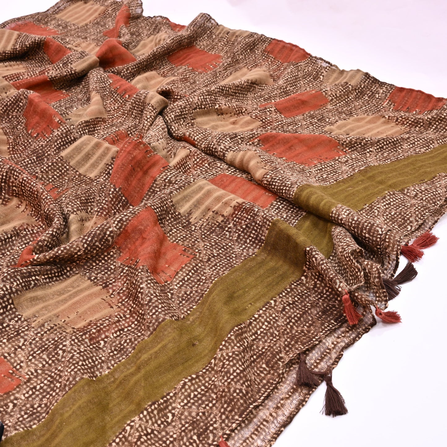 Cross -Check Lawn Hijab -Brown