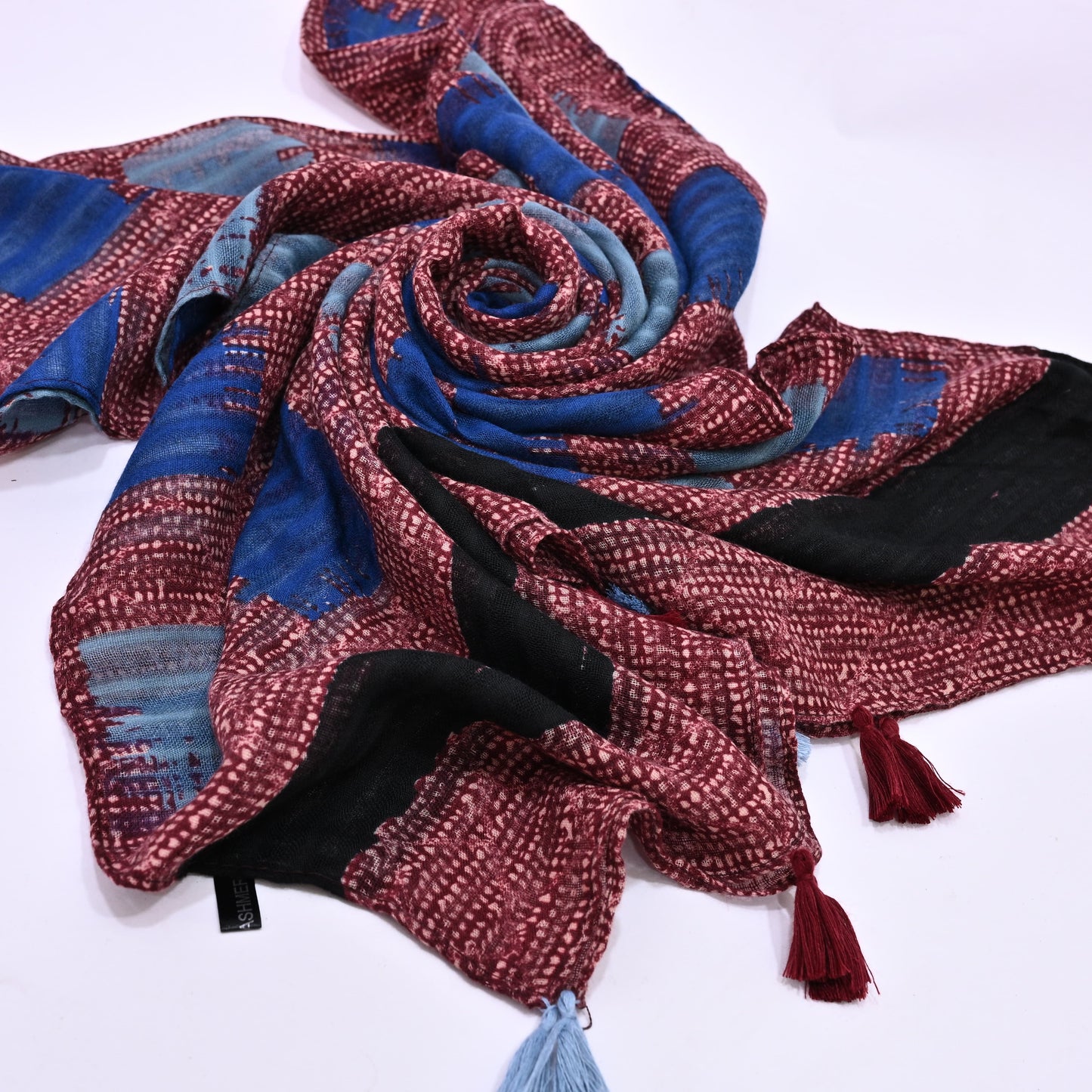 Cross -Check Hijab- Maroon