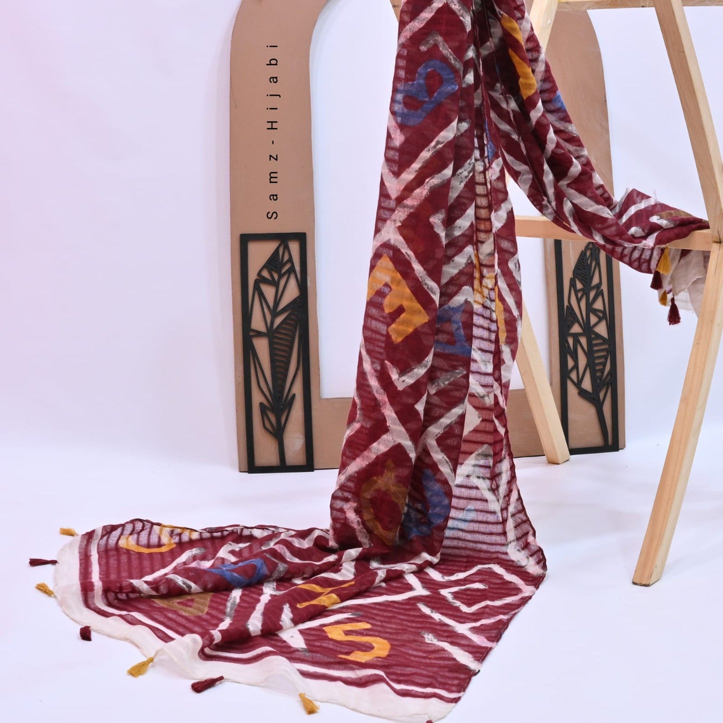 Puzzle Art Lawn Hijab _Red