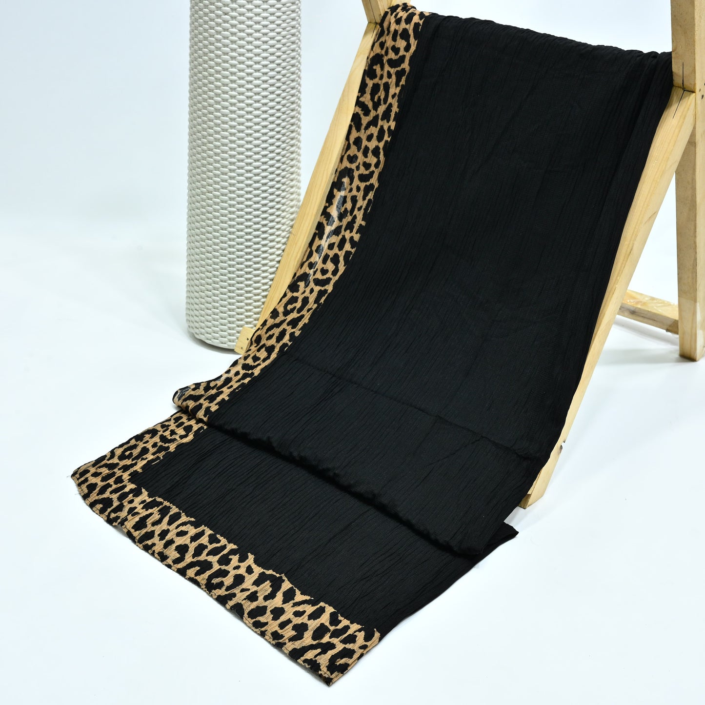 Cheetah - Crinkle Lawn Hijab Black