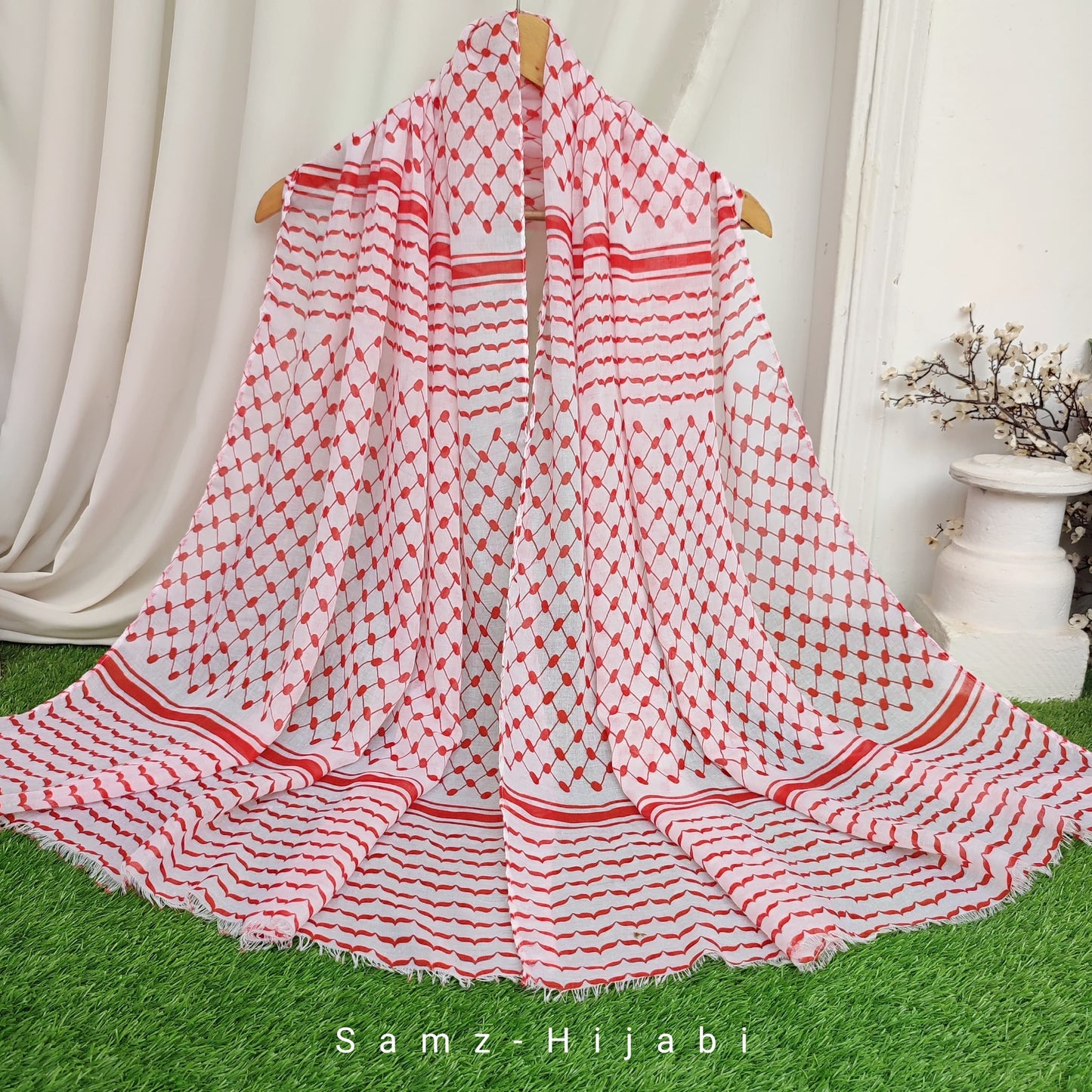 Palestinian Keffiyeh Hijab White Red