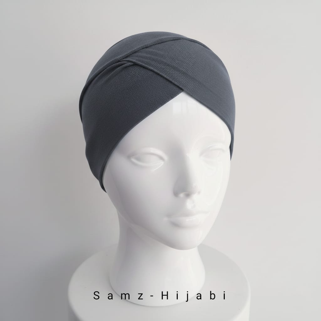 Side Cross Cap Dark Grey