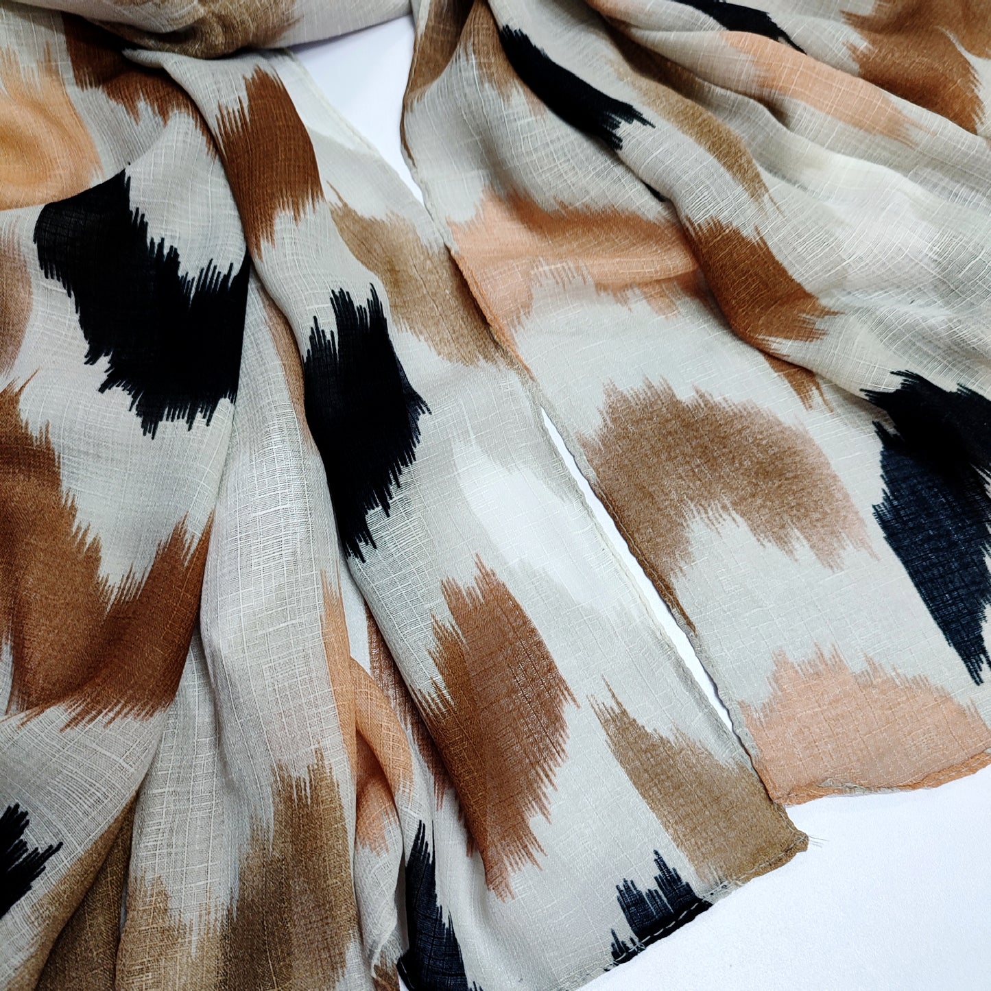 Wavy_Art Turkish Lawn Hijab_ Cream
