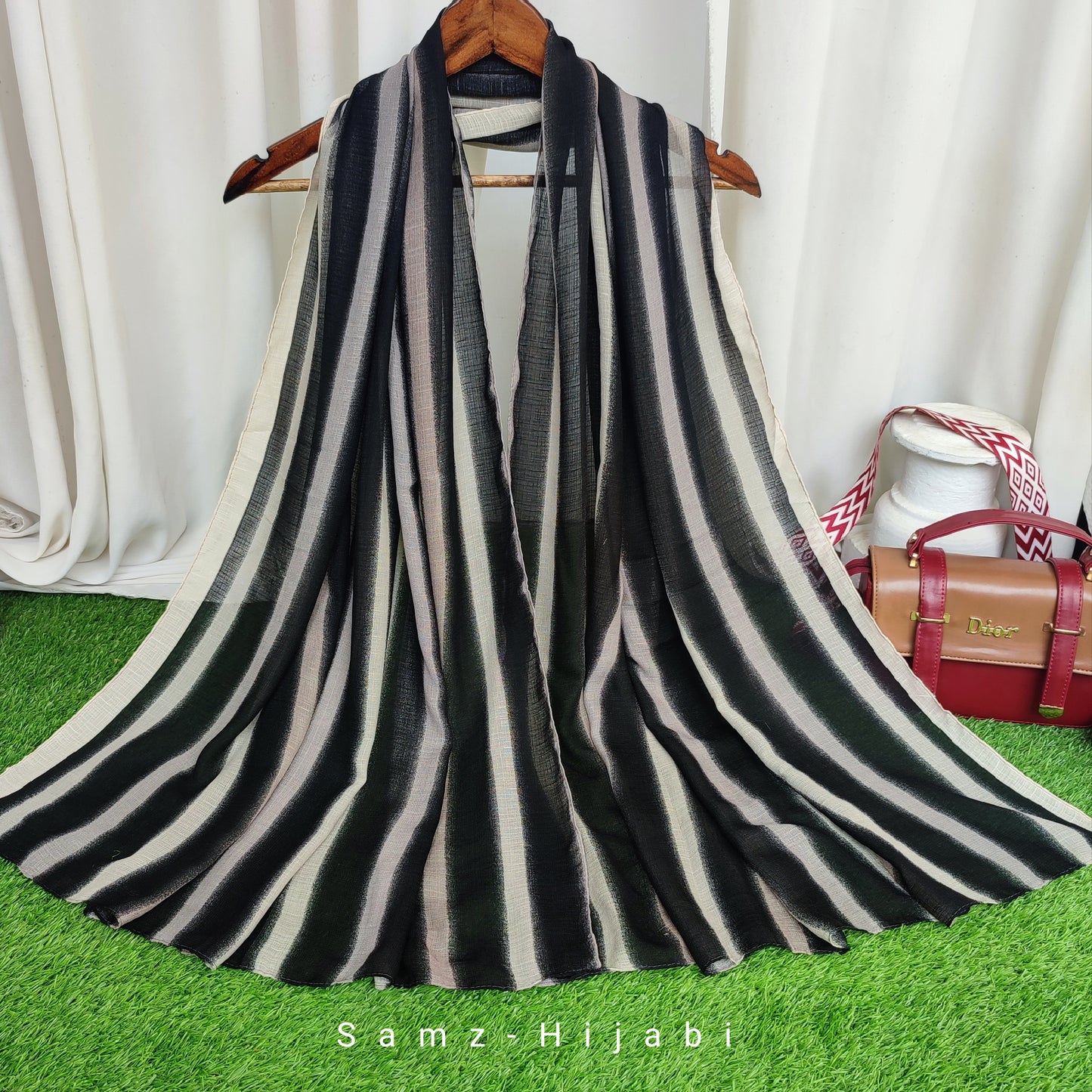 Multi Striped Morrocon Lawn Hijab _Black White