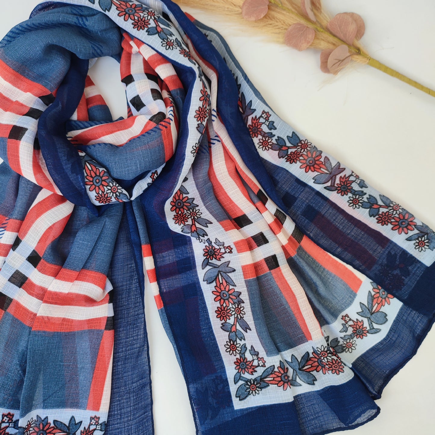 Check_ Grid Morrocon Hijab_Navy Blue