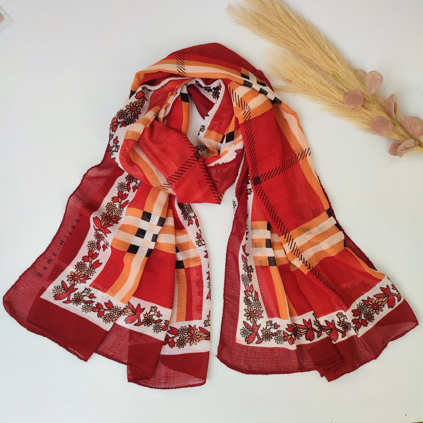 Check_ Grid Morrocon Hijab_ Red