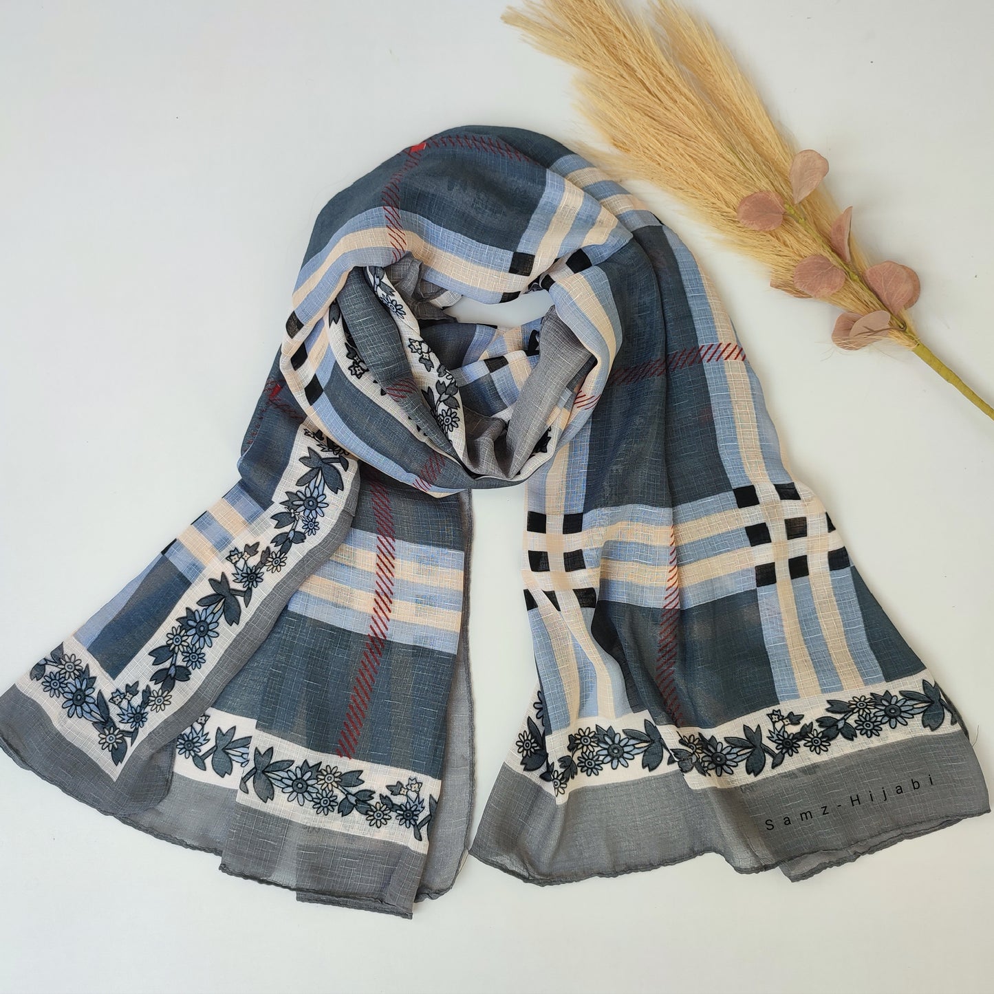 Check_ Grid Morrocon Hijab_ Dark Gray
