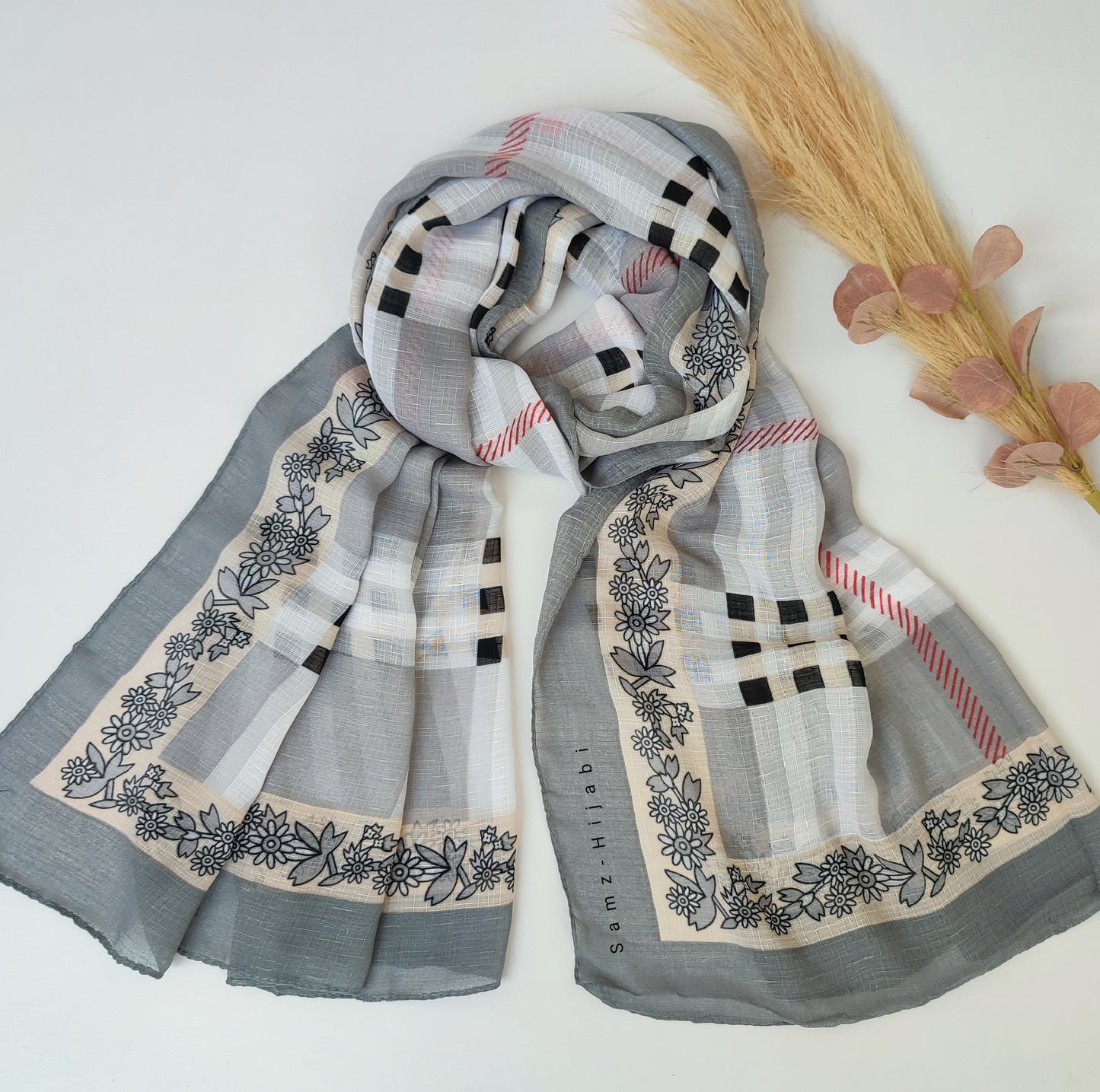 Check_Grid Morrocon Hijab_ Gray