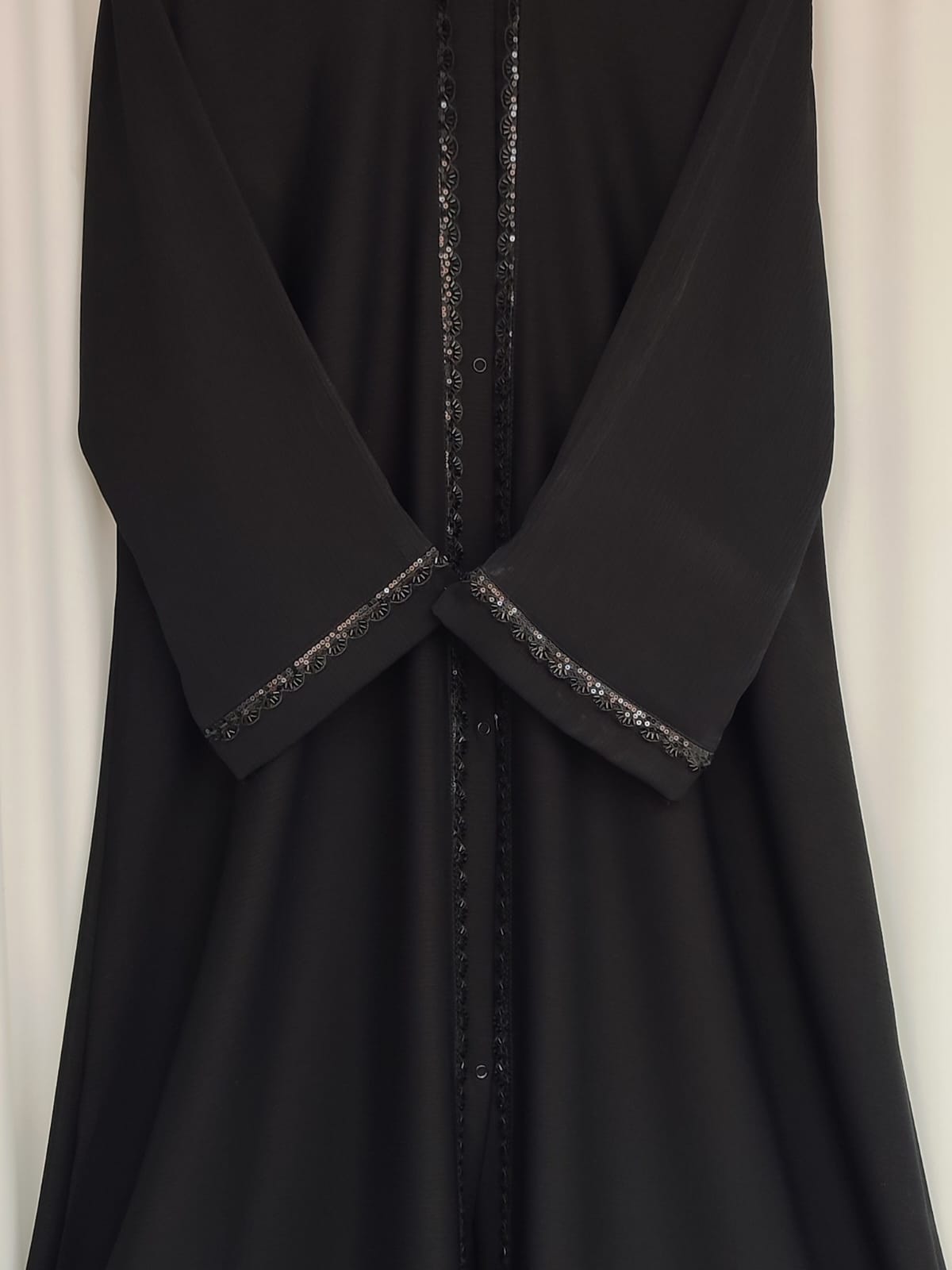 Mutaha Embellished Abaya