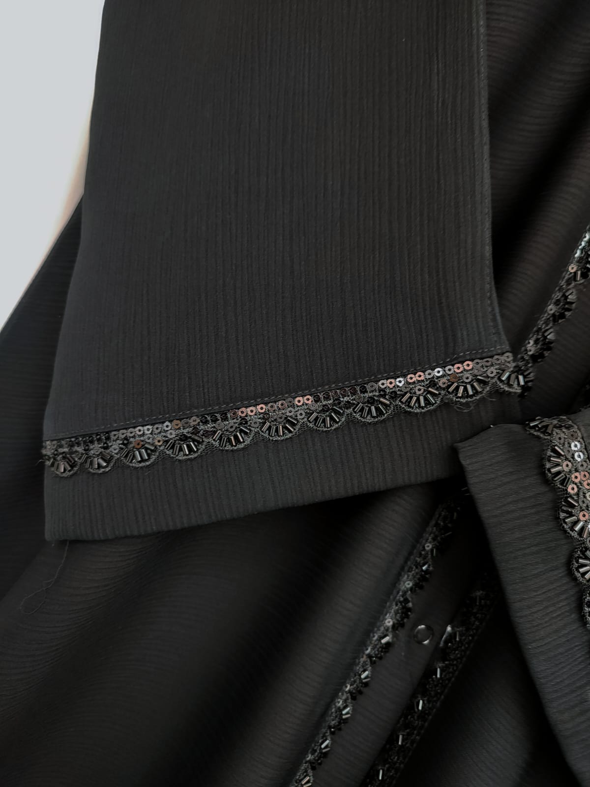 Mutaha Embellished Abaya