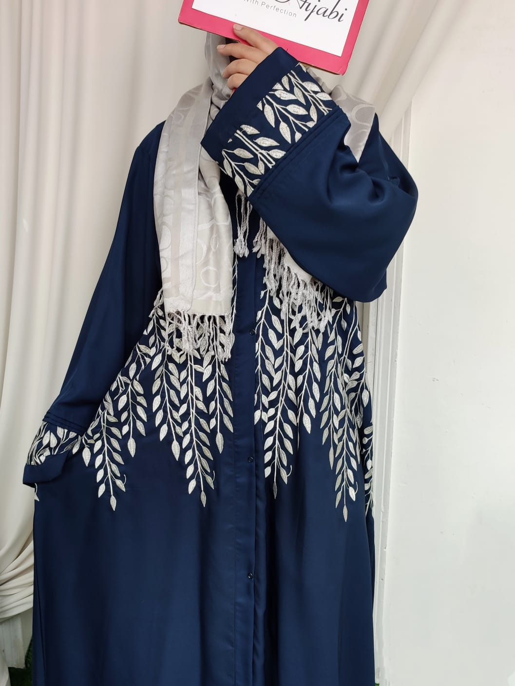 Leaf Art Embroidered Abaya