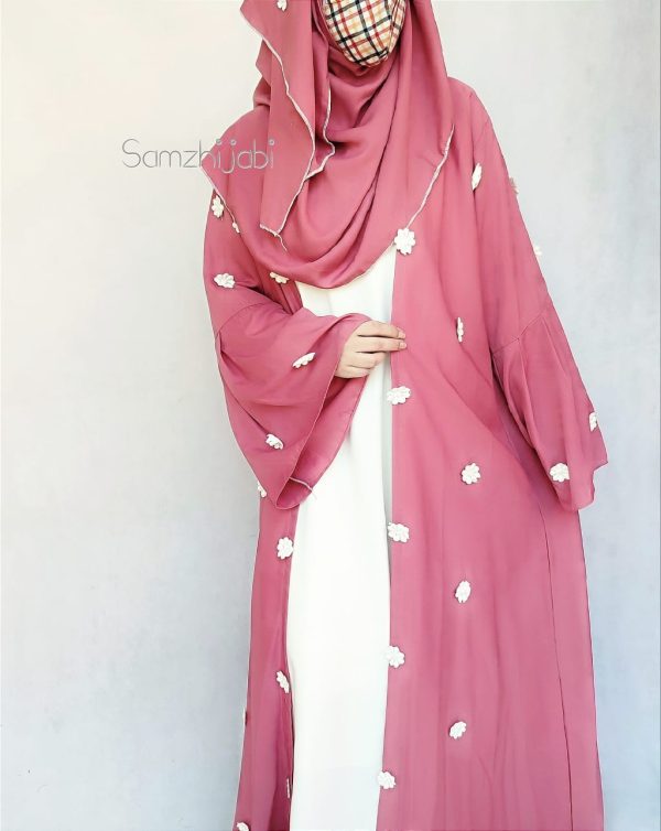 Wonderland Modest Abaya