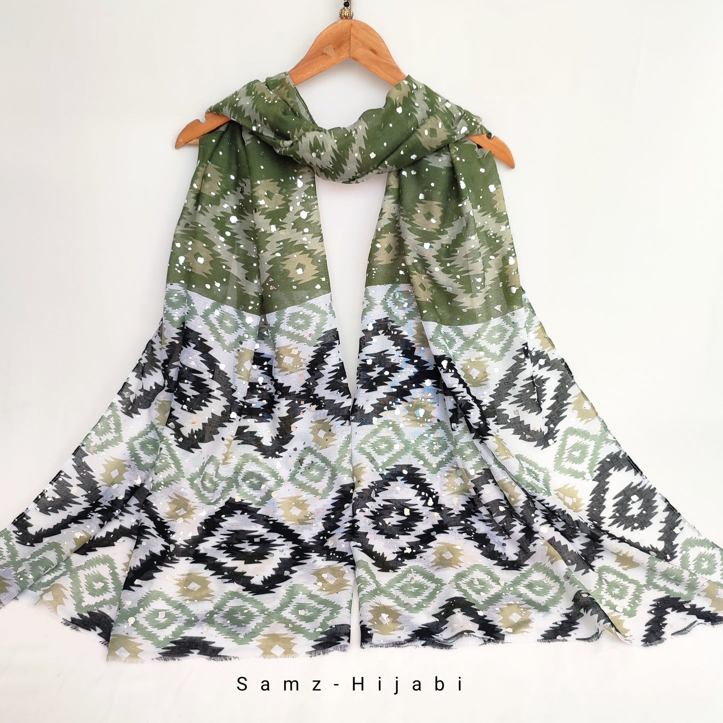 Ajrak Art Foil Lawn Hijab-Pistachio