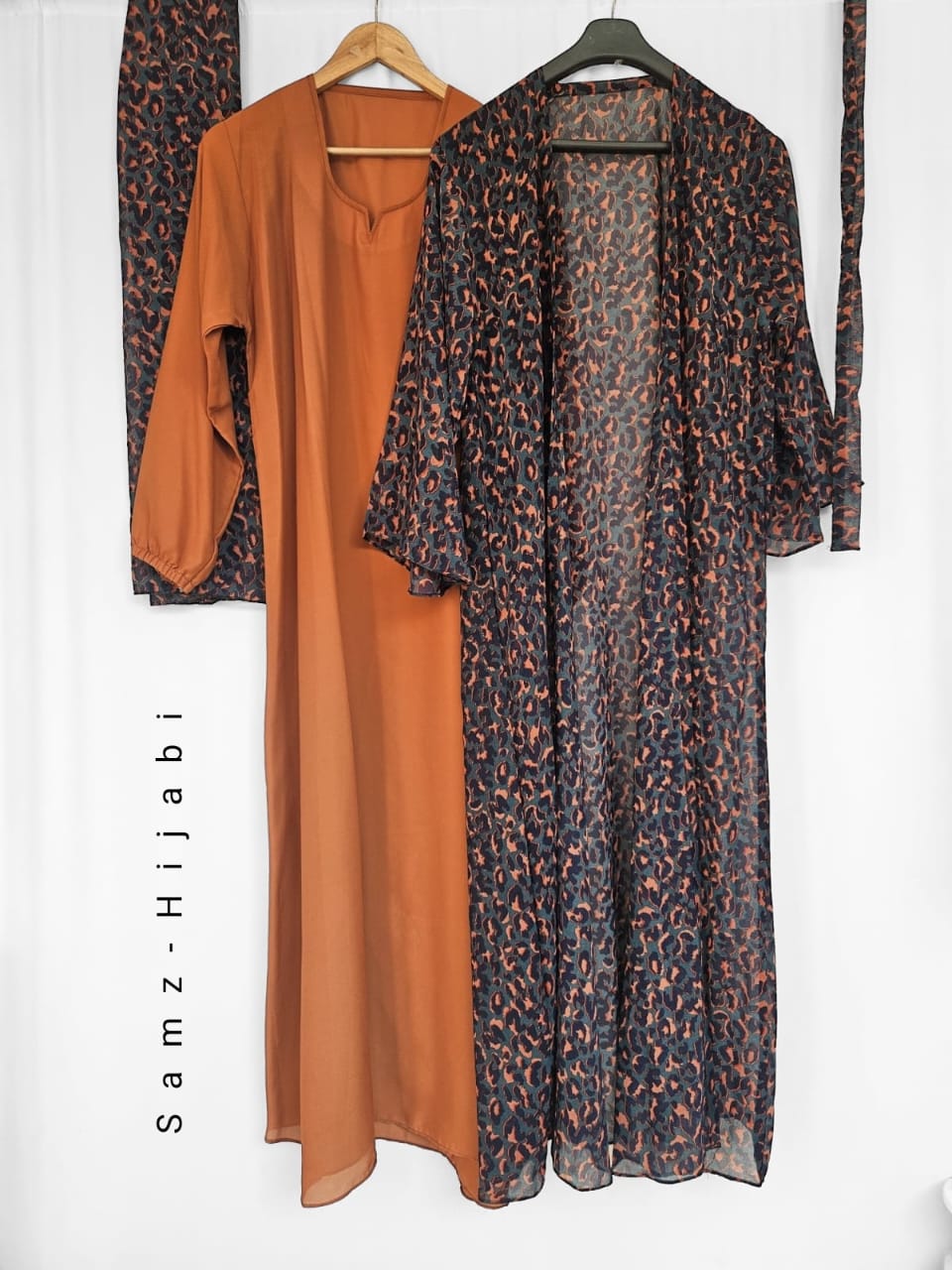 Separate Upper Abaya-Cheetah