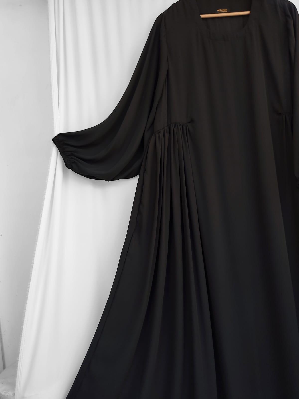 Side Chun Abaya-Black