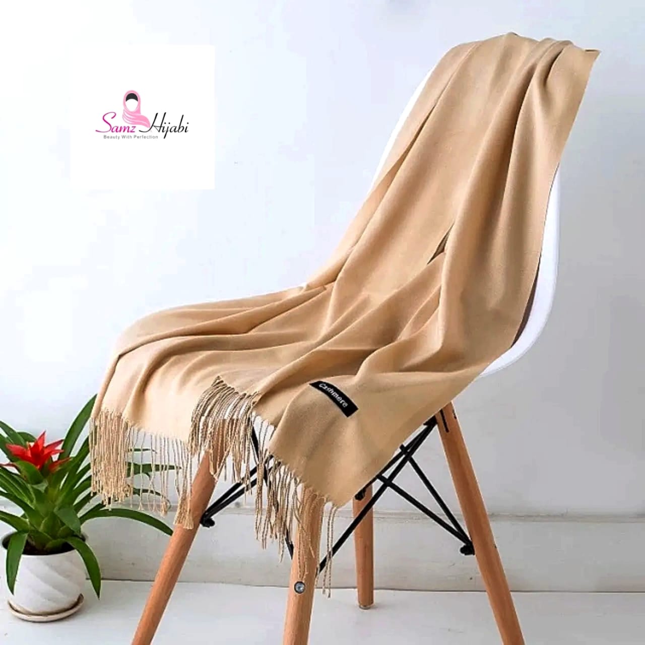 Allure Cashmere Cut Shawl - Gold