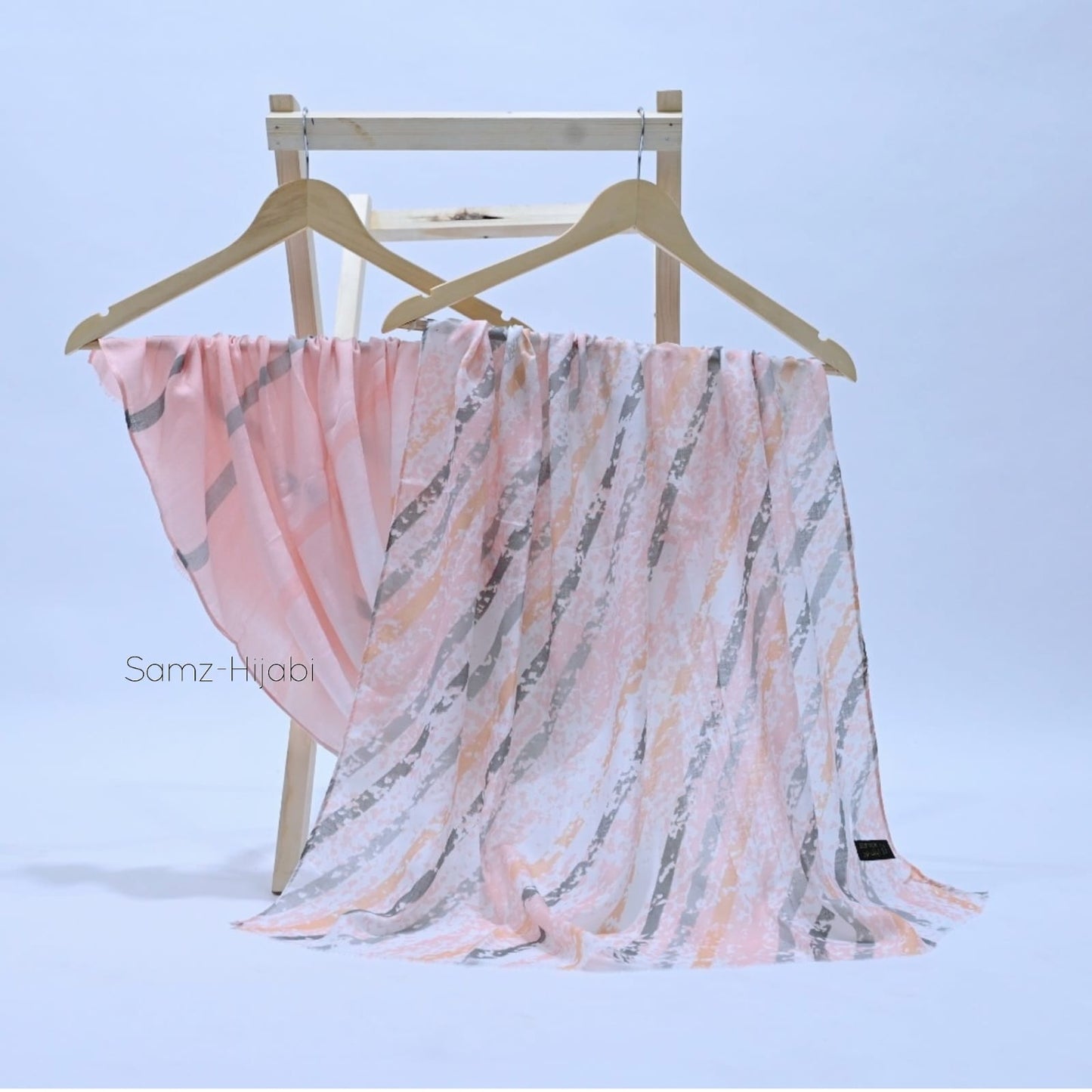 Straps Printed Lawn Hijab-peach