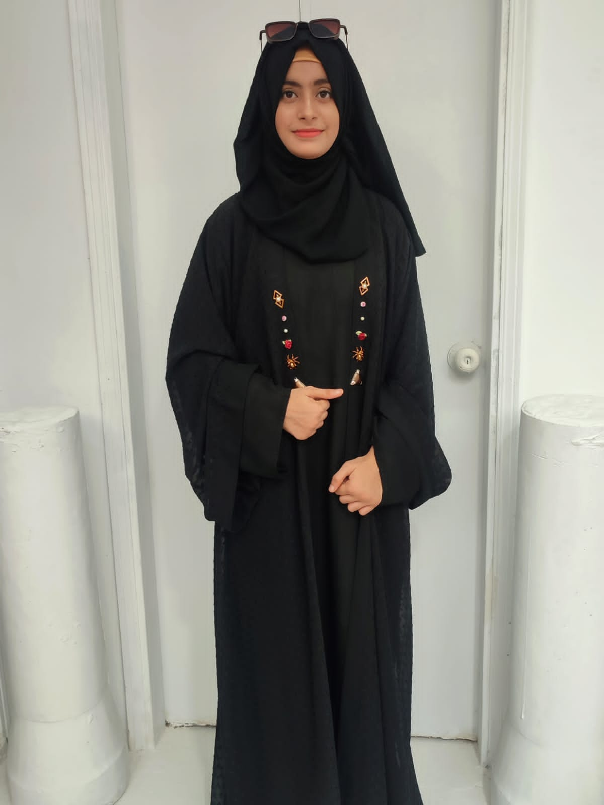 Gold Spider Stud Abaya