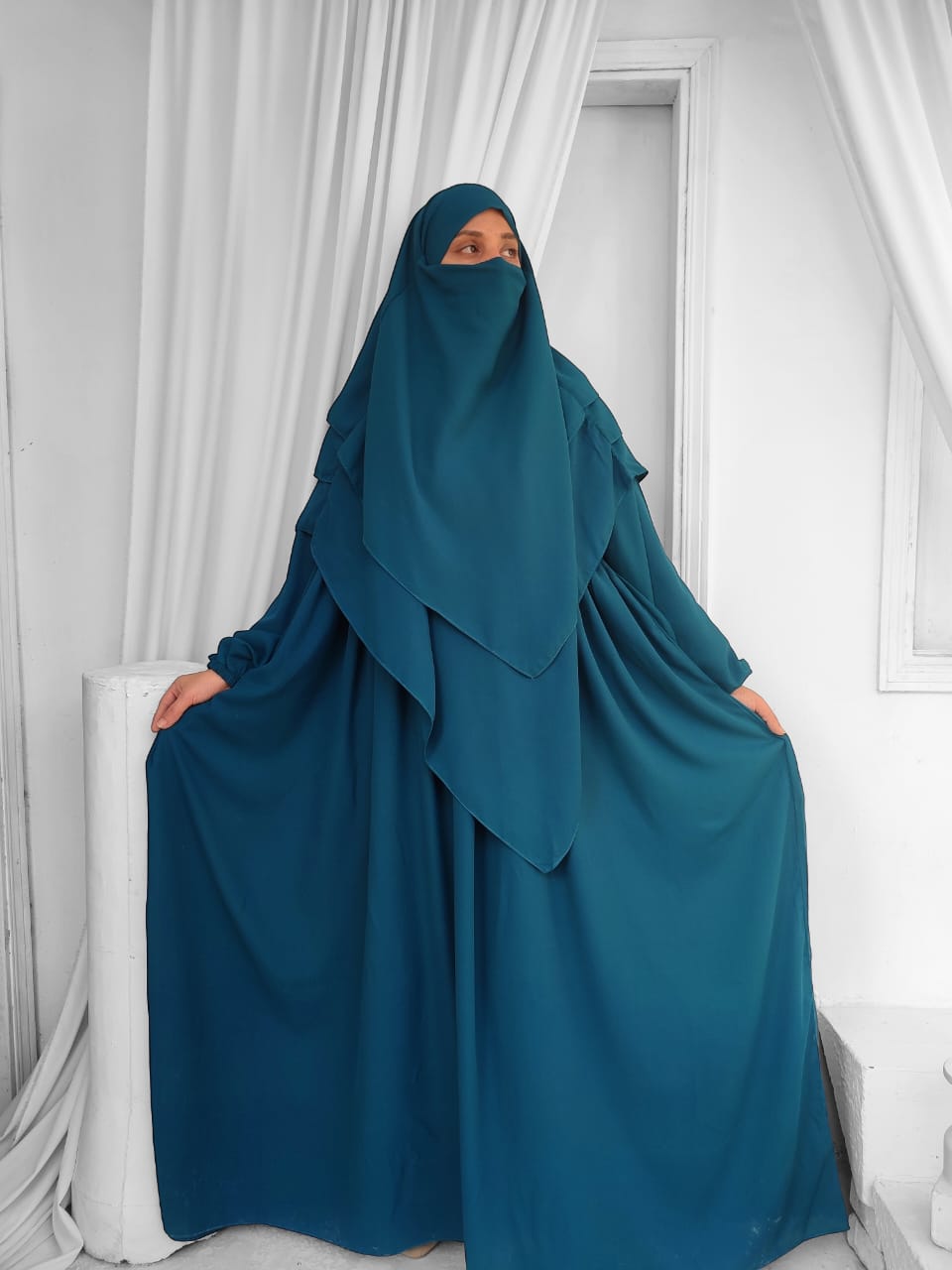 Three Layer Khimar + Abaya Zinc