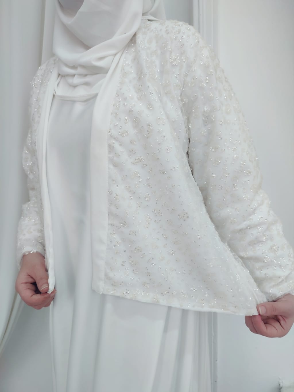 Hoor Waistcoat Abaya Set_White