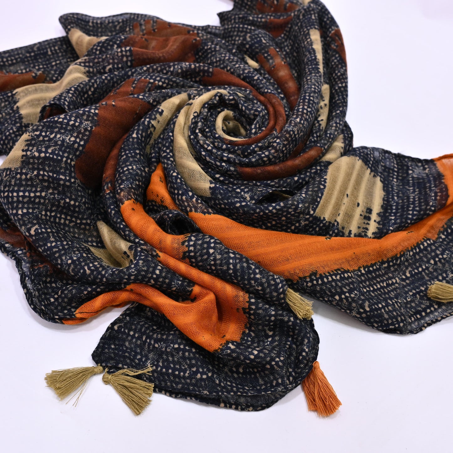 Cross -Check  Hijab -Black