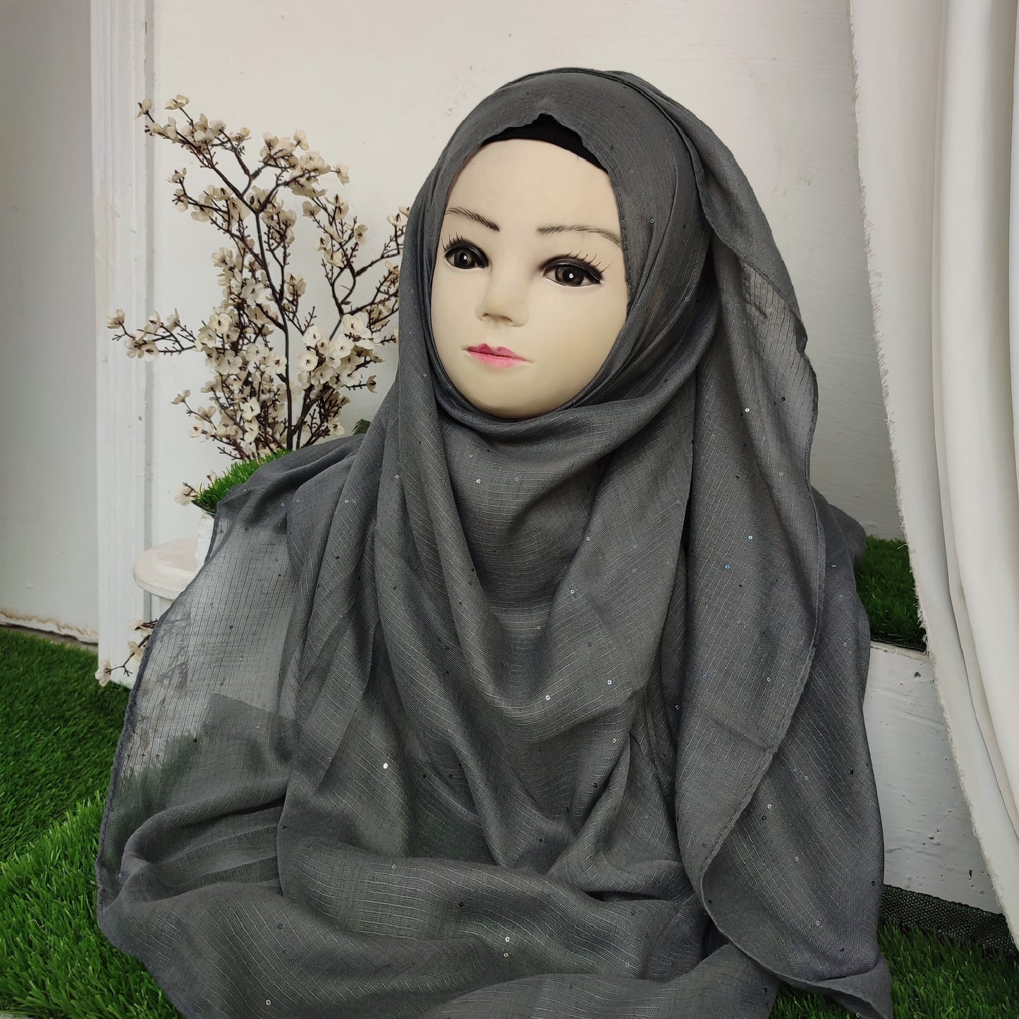 Sequence Pret Hijab Grey