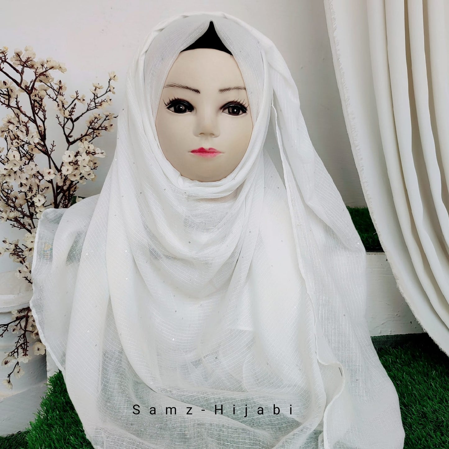 Sequence Pret Hijab White