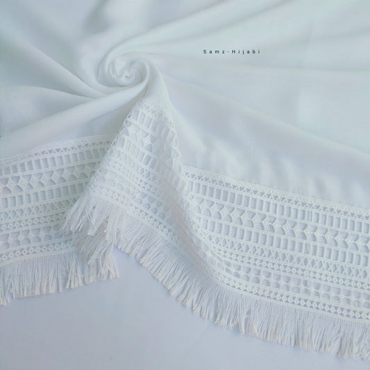 Lace-Edges Hijab - Milky white