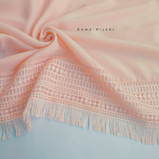 Lace-Edges Hijab Powder Peach