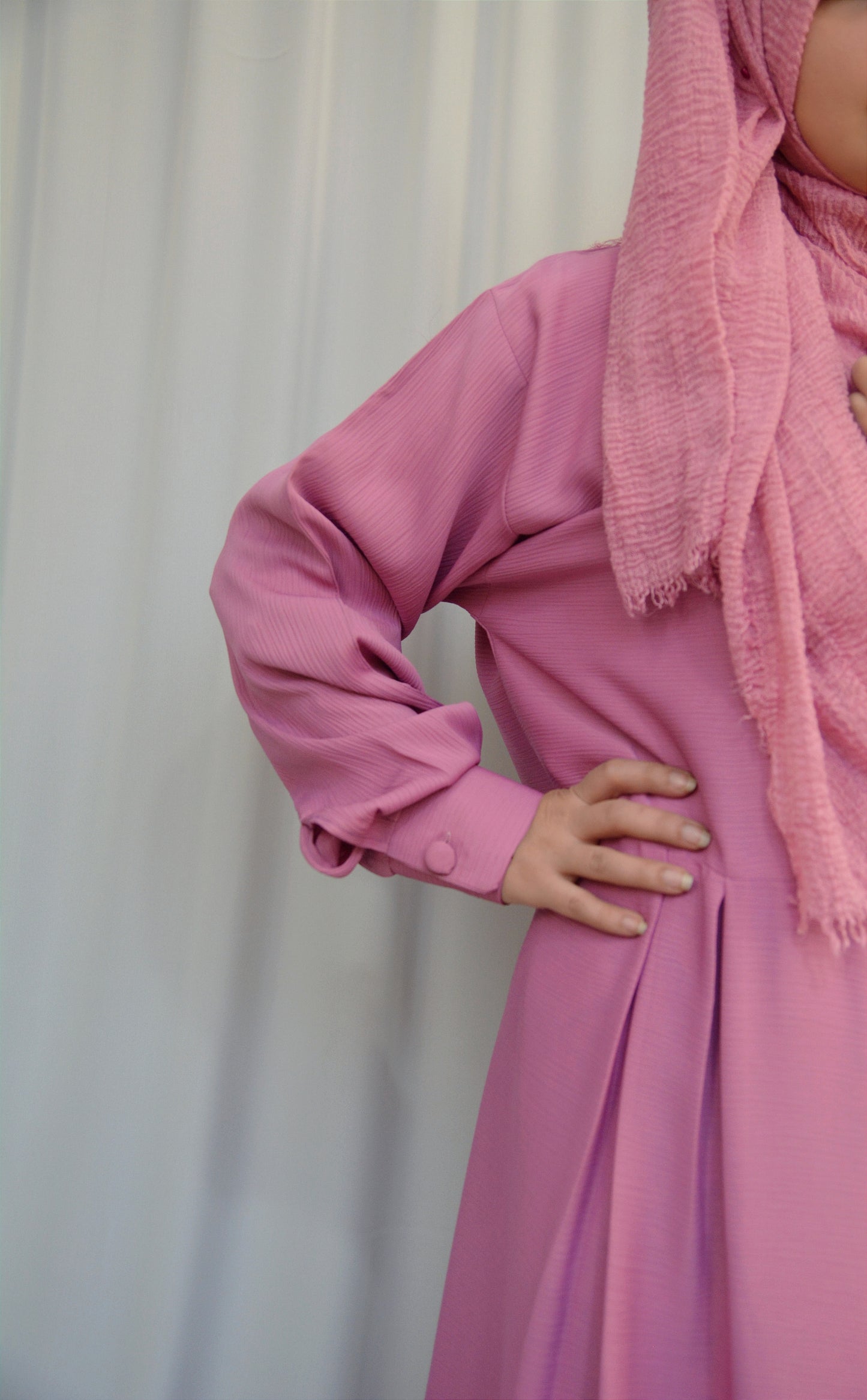 Zoom Nida Open Abaya -Pink