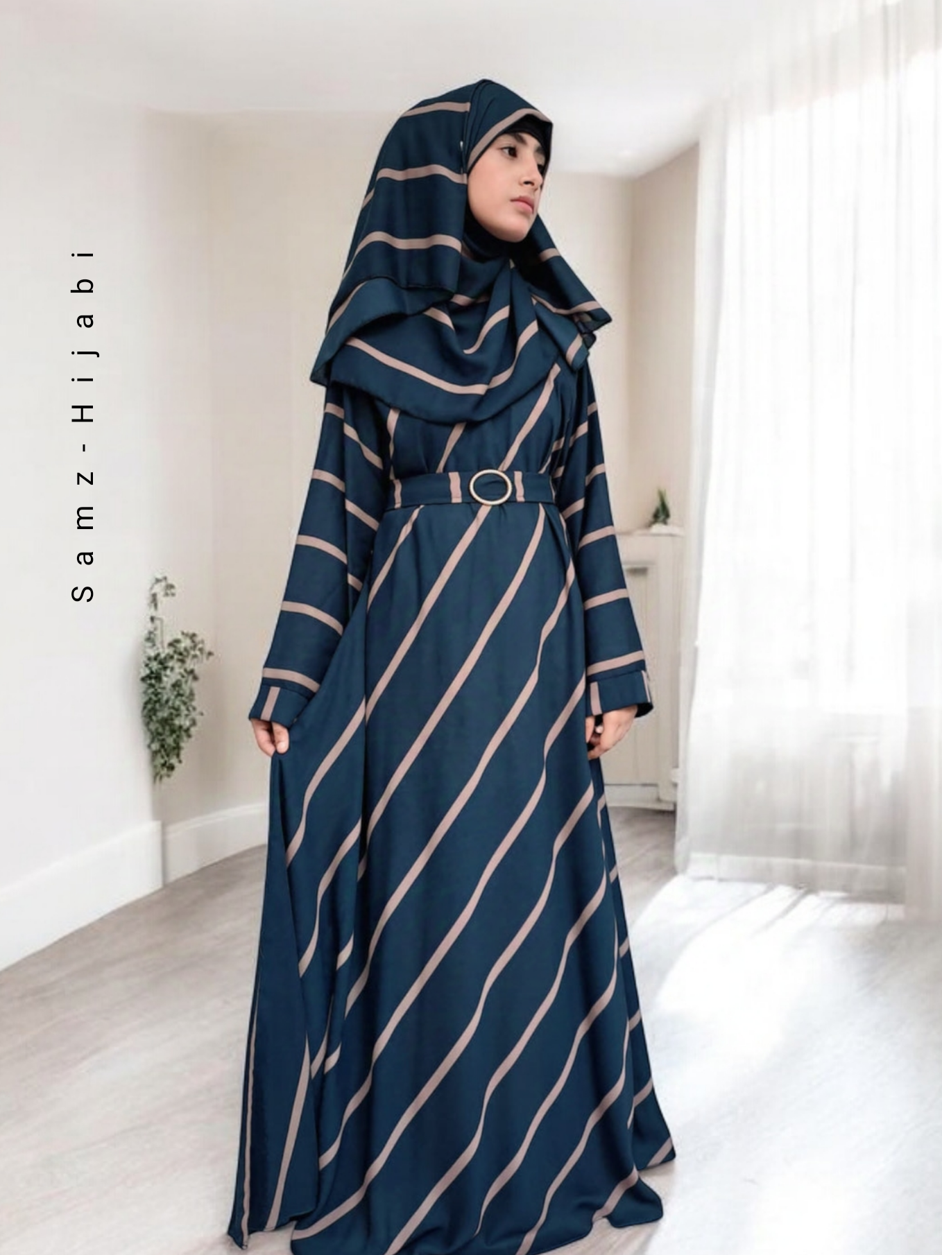 Diagonal Line Umbrella Flyer Abaya-Midnight Green