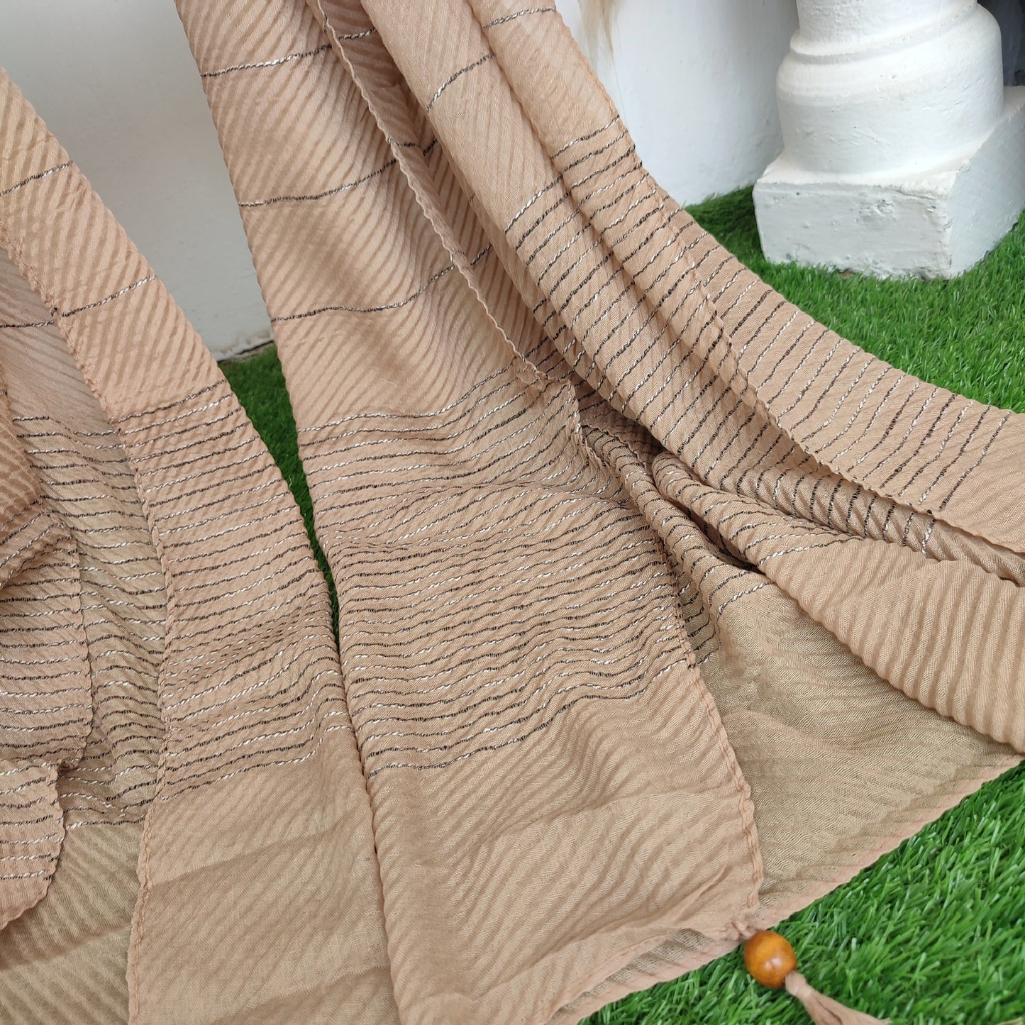 Crinkle -Thread Lawn Hijab -Light Khaki