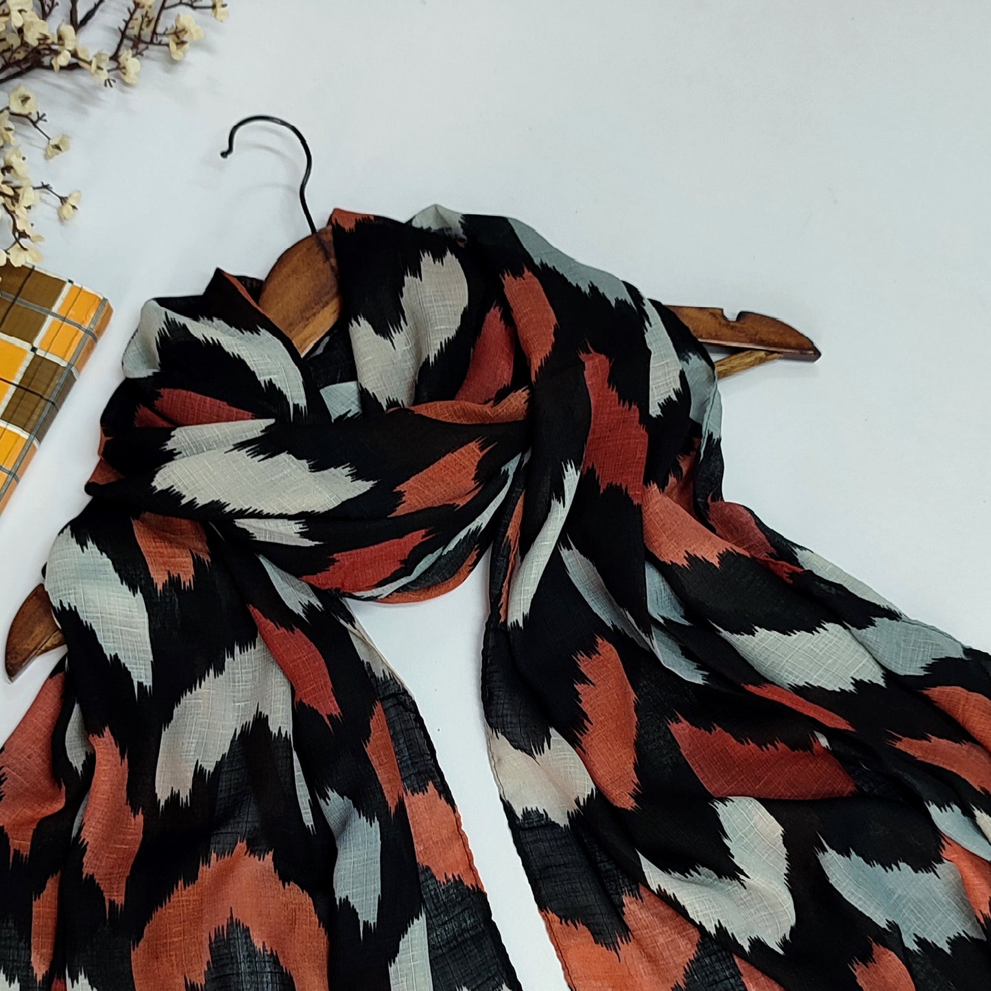 Wavy_Art Turkish Lawn Hijab_Black 2