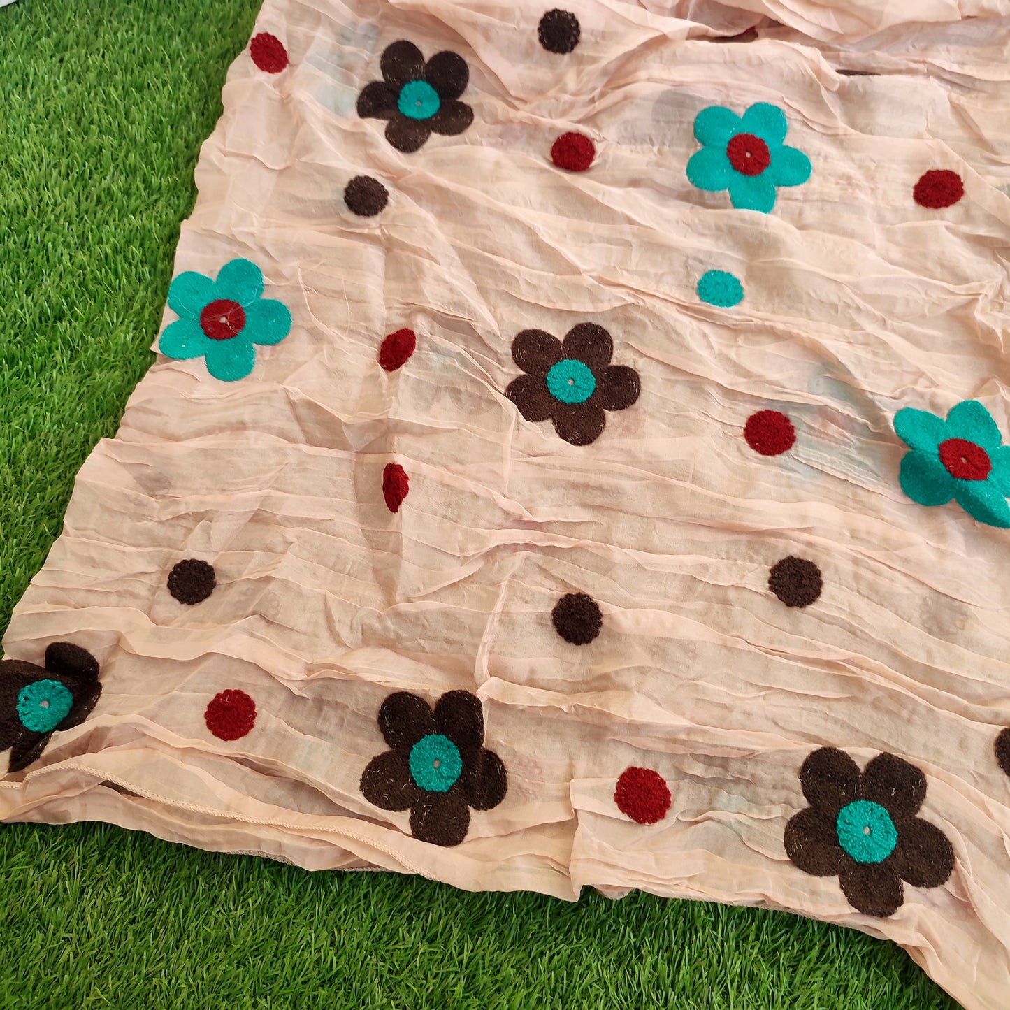 Crinkle chiffon Hijab Dupatta - beige Multi