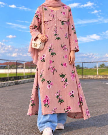 Front Pockets Modest Outfit With Hijab